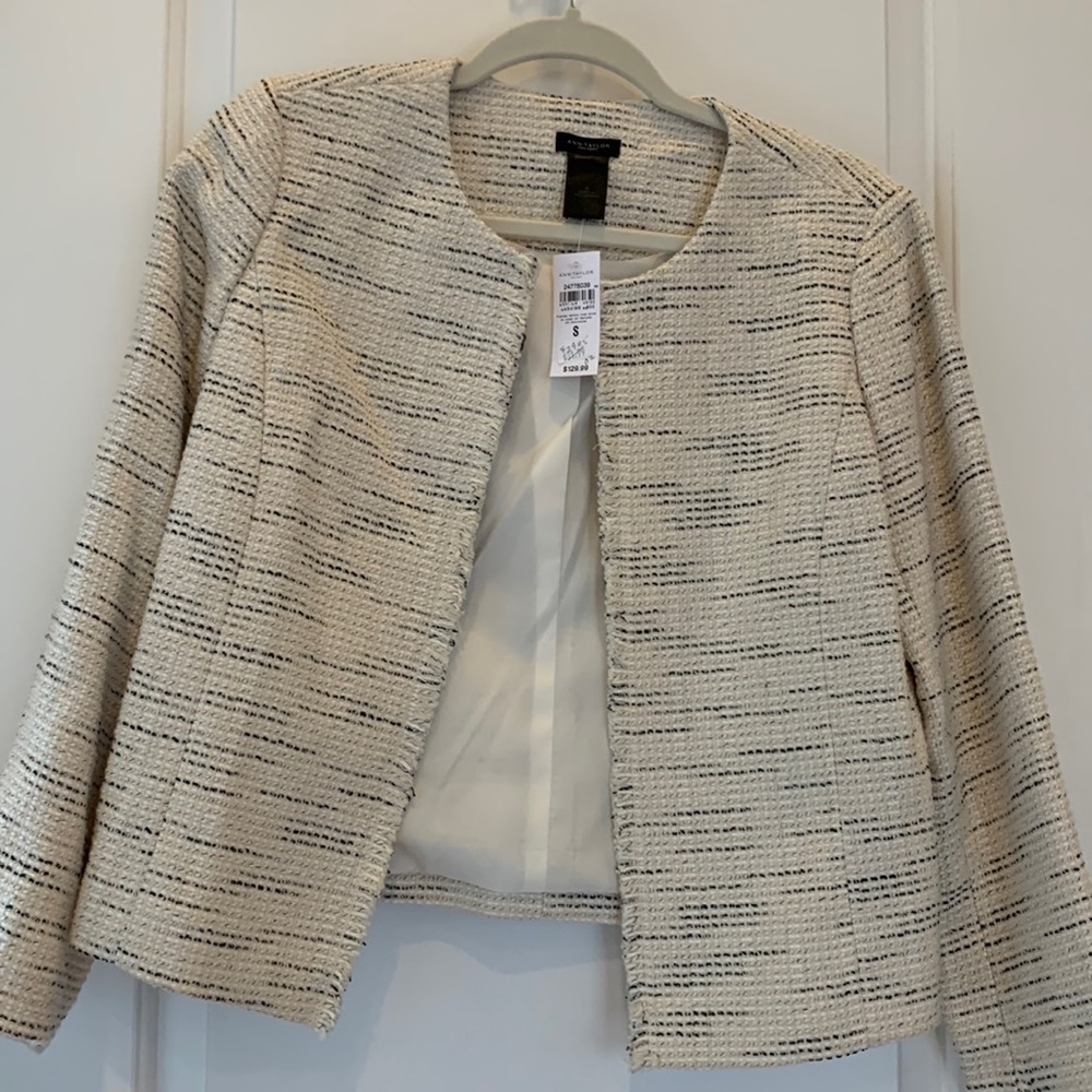 Ann Taylor Tweed Jacket- NWT/size 6 Spring/Summer